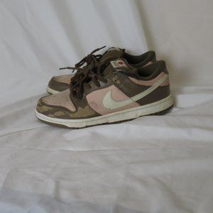 Stussy x Nike SB Dunk Low Pro Cherry 2005